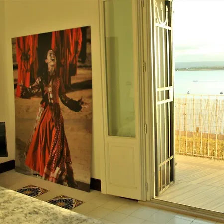 Marina Seaside Charme 시라쿠사
